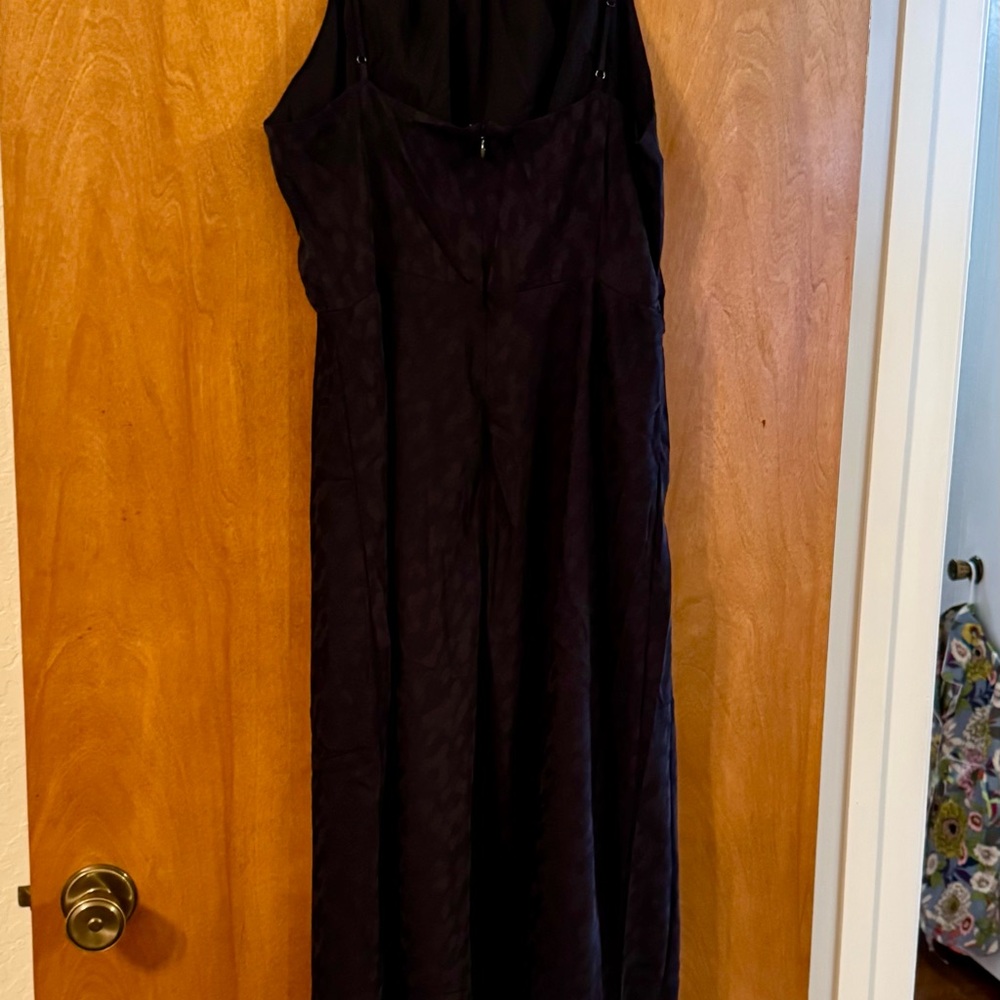 Elegant Navy Sleeveless Dress